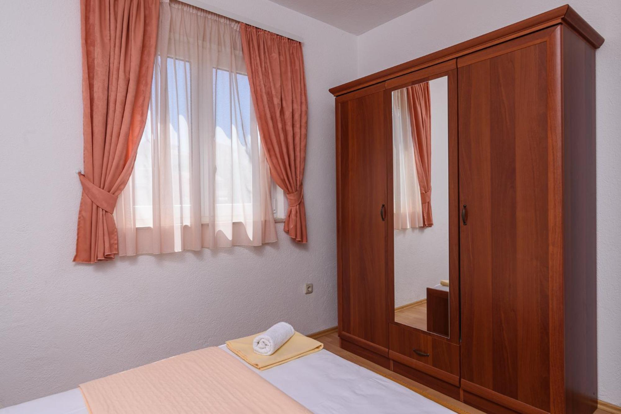 Apartmani Suki Trogir Exteriér fotografie